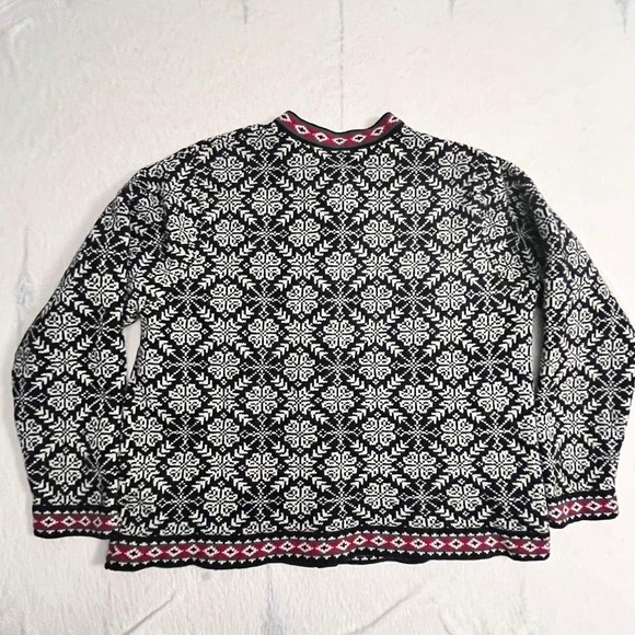 L.L.Bean Women's 1X Merino Wool Nordic Cardigan Sweater Black White Red - Picture 7 of 7